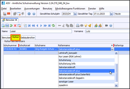Klick auf Mini-Bild vergrößert.
